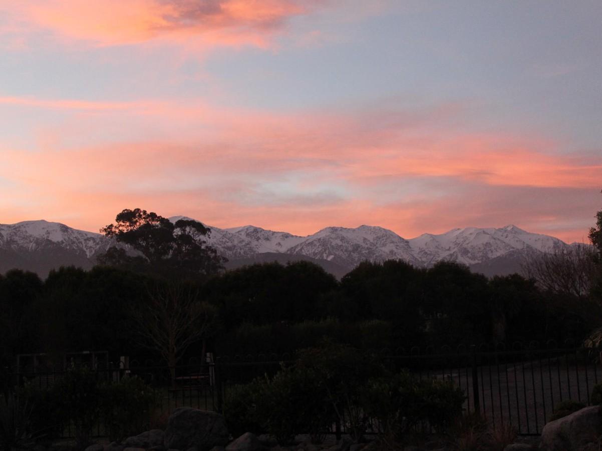 Alpine-Pacific Holiday Park Kaikoura Exterior photo