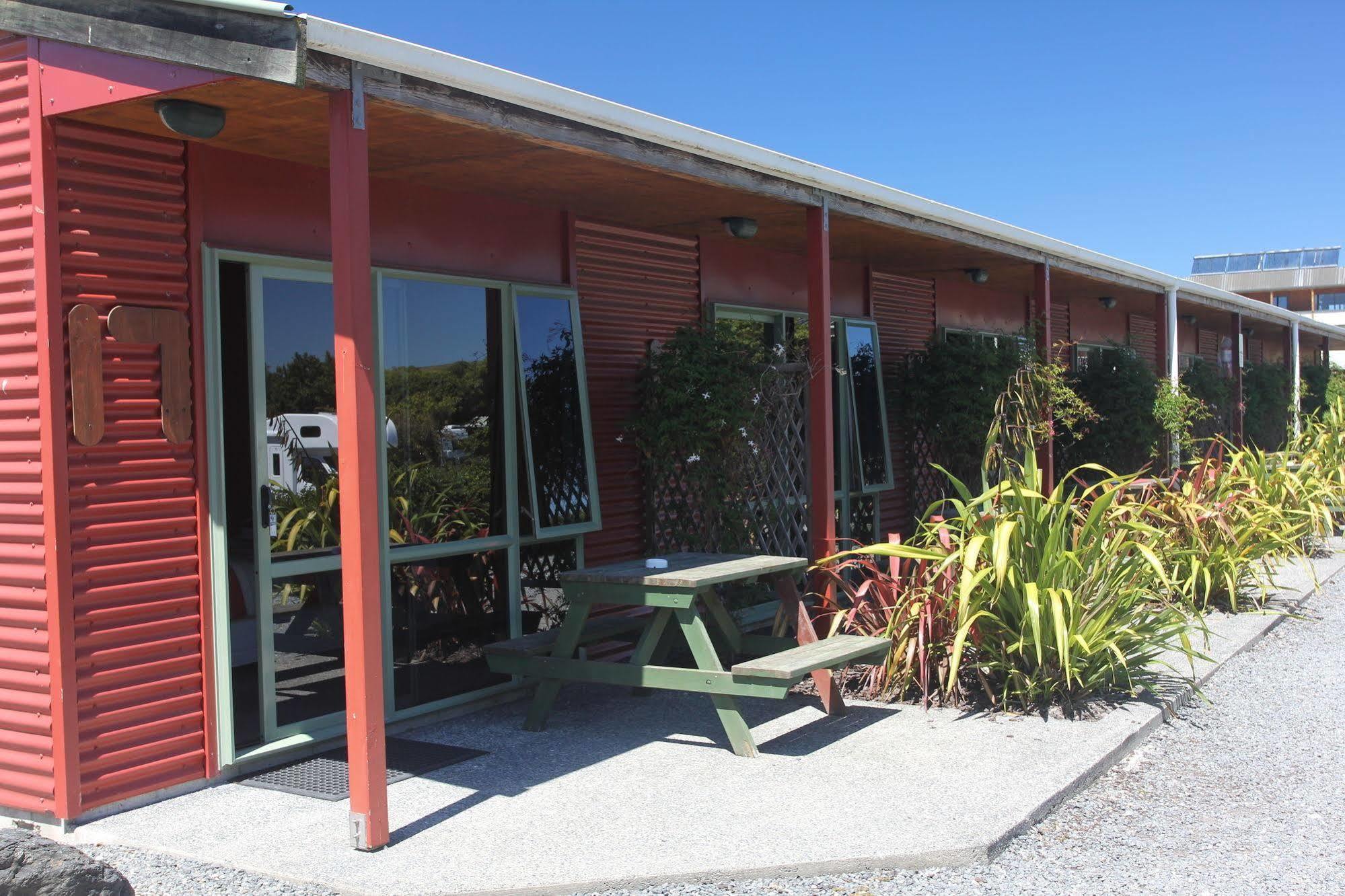 Alpine-Pacific Holiday Park Kaikoura Exterior photo