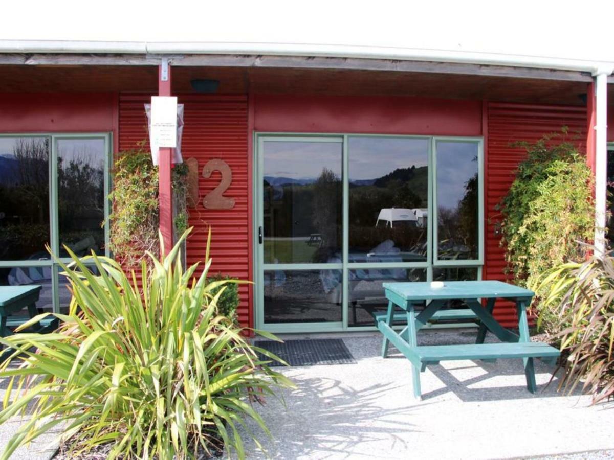 Alpine-Pacific Holiday Park Kaikoura Exterior photo